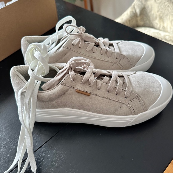 Dr. Scholl’s Time Off Sneakers - Picture 6 of 7